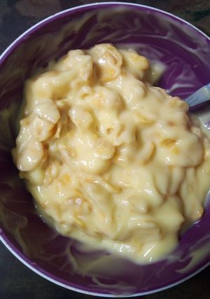 A picture of Corn flakes dessert.