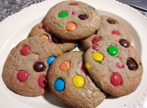 Una foto de Galletas XL con confites