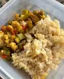 Pollo con verduras al curry y arroz