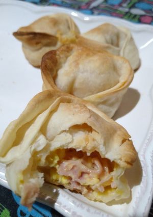 Una foto de Empanadas de jamón y queso
