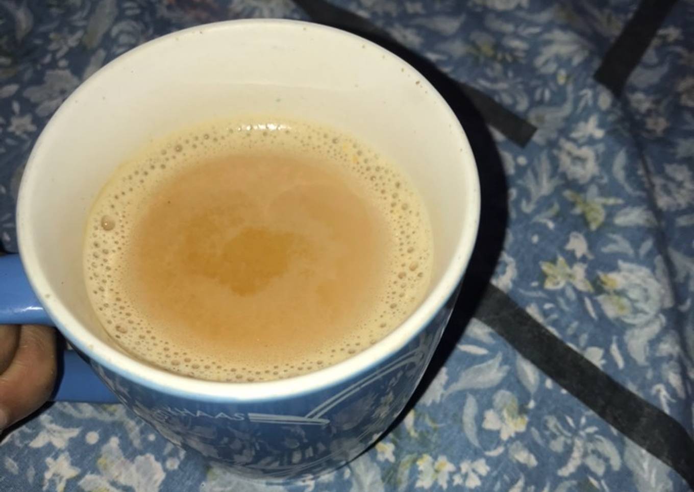 Elaichi tea