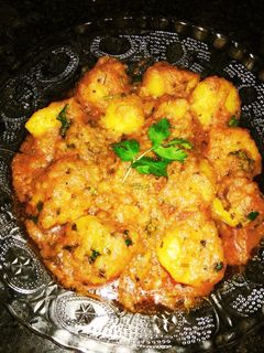 নিরামিষ আলুর দম (niramish aloor dum recipe in Bengali) রেসিপির প্রধান ছবি