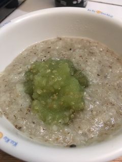 Hình của món Cháo lươn bí xanh quinoa.