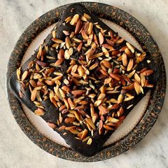 A picture of Keto Dark Chocolate.