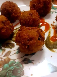 पोहा बाॅल्स (Poha balls recipe in Hindi) रेसिपी मुख्य फोटो