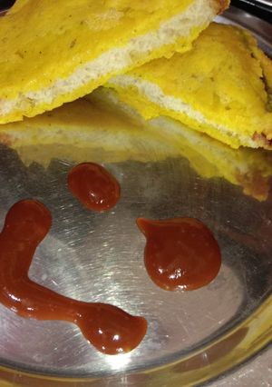 A picture of Bread pakoda.