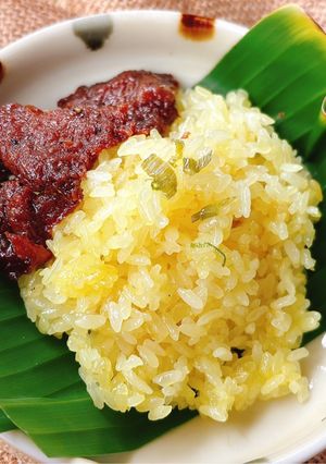 Hình của món Xôi Nghệ Nấu Tốc Hành Bằng Nồi Cơm Điện.