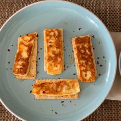 A picture of Pan fried Halloumi with Honey and chilli.