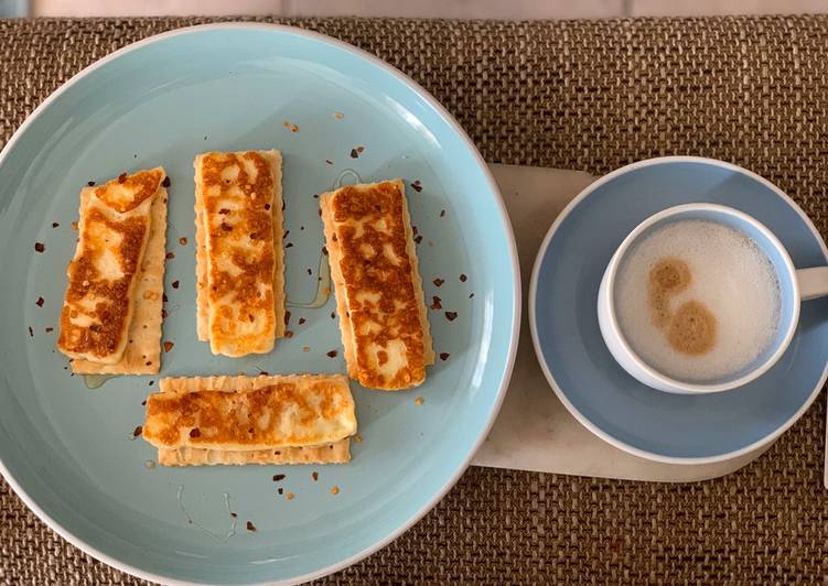 Simple Way to Cook Appetizing Pan fried Halloumi with Honey and chilli