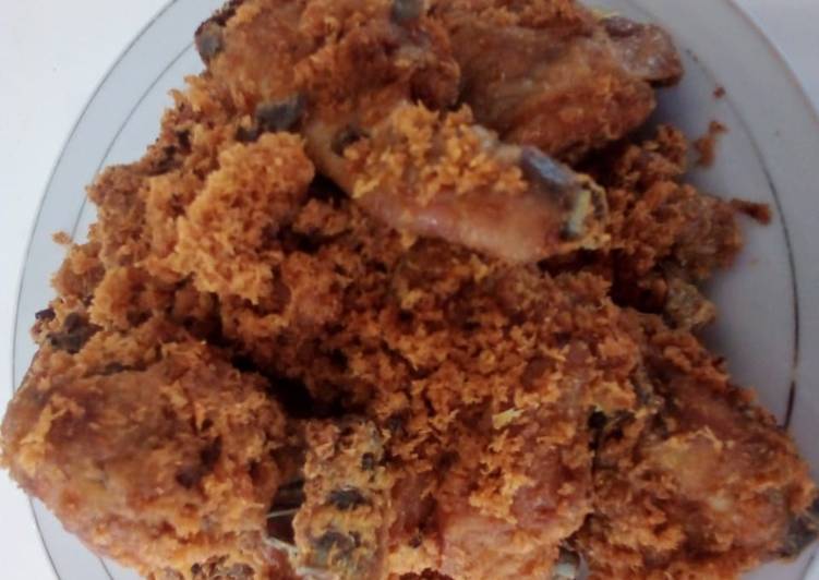 10 Resep: Ayam goreng serundeng yang Enak Banget!