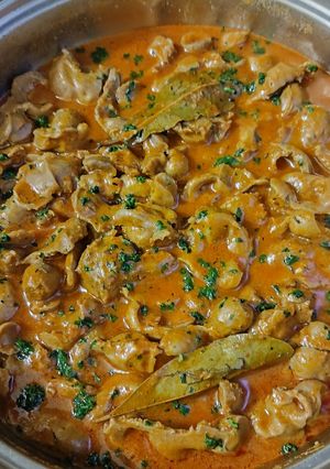 Una foto de Mollejas de pollo en salsa