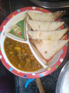 ब्रेड भाजी (bread bhaji recipe in Hindi) रेसिपी मुख्य फोटो