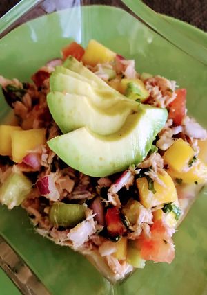 Una foto de Ceviche de atún en conserva al natural con mango