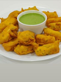 A picture of Paneer pakora.