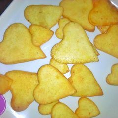 A picture of Heart shaped fried yams.