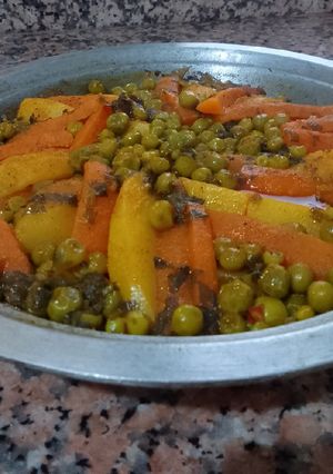 صورة لوصفة طجين خضار بدون للحوم الغداء