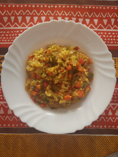 Una foto de Arroz con verduras y champiñones