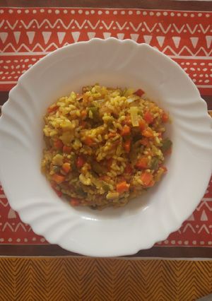 Una foto de Arroz con verduras y champiñones