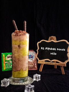 Foto resep Es Alpukat Kocok Milo