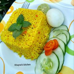 A picture of Turmeric lemon rice.