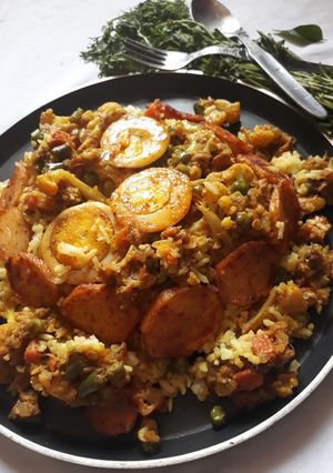A picture of Egg Veg Biryani.
