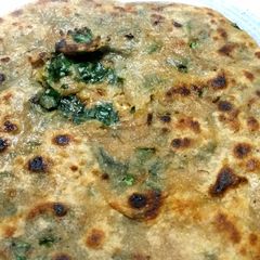 Palak paratha A picture of Palak paratha.