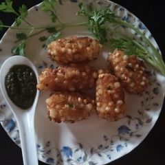 A picture of Saboodana cutlet.