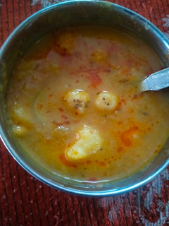 आलू मखाने की सब्जी (aloo makhane ki sabzi recipe in Hindi) रेसिपी मुख्य फोटो