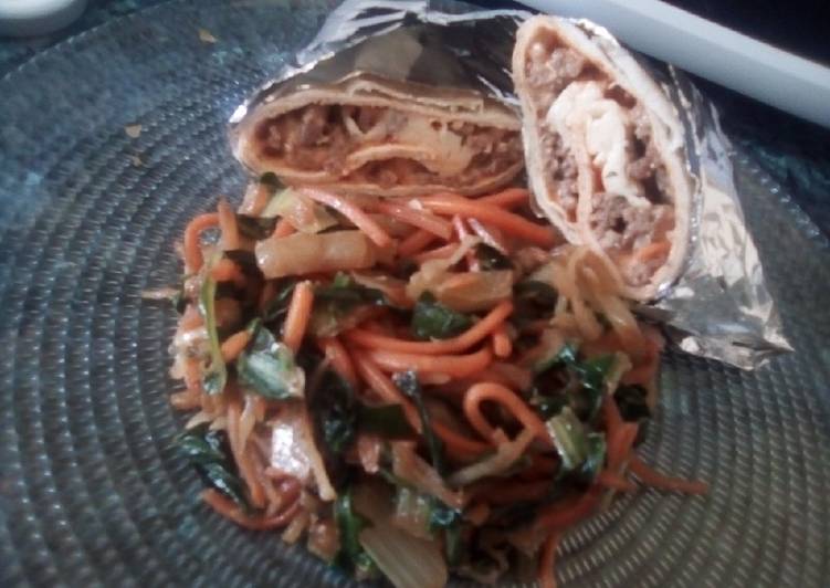 Verduras juliana con wrap de carne picada