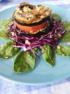 Una foto de Ensalada de lombarda y berenjena