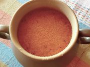 Una foto de crema de tomate