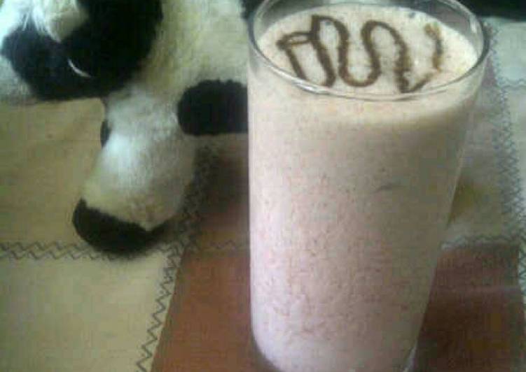 smoothies strawberry and milk low fat for diet
