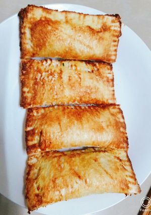 Hình của món Bánh sandwich nướng nhân mặn.