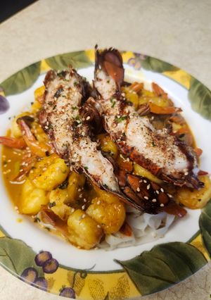 A picture of Brad's lobster and shrimp curry noodles.
