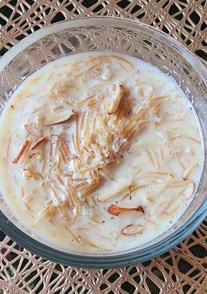 A picture of Vermicelli kheer.