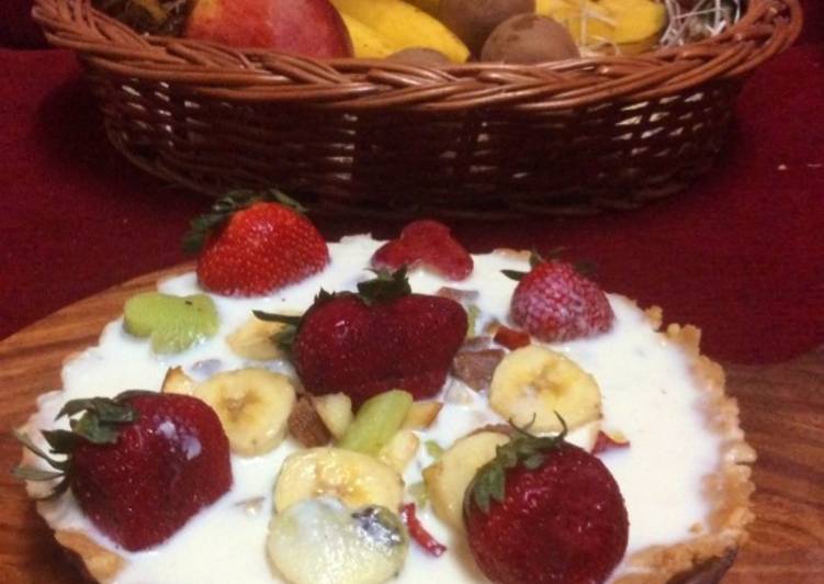 Biscuit Rabri mixed fruit tart