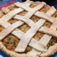 Pie de pollo con masa casera