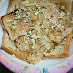 Shahi Tukrey A picture of Shahi Tukrey.