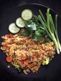 ข้าวผัดไข่ผงกะหรี่