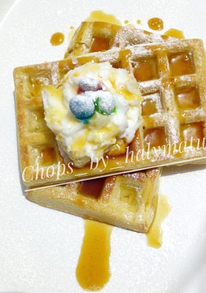 A picture of Waffles.
