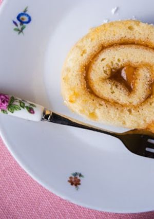 Egyszerű piskótatekercs recept fotója