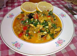 Una foto de Cazuela de mariscos rapidita