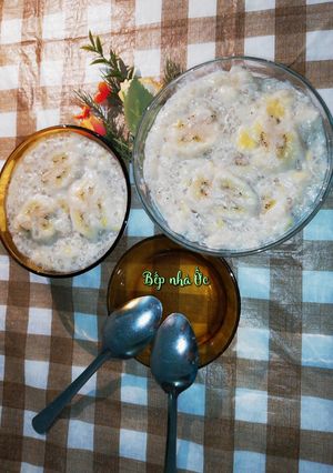 A picture of 🍌Banana with Coconut Milk Dessert (Chè Chuối)🍌.