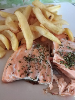 Una foto de Salmón a la plancha