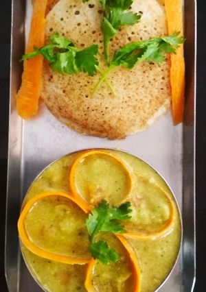 A picture of Set dosa with veg kurma.