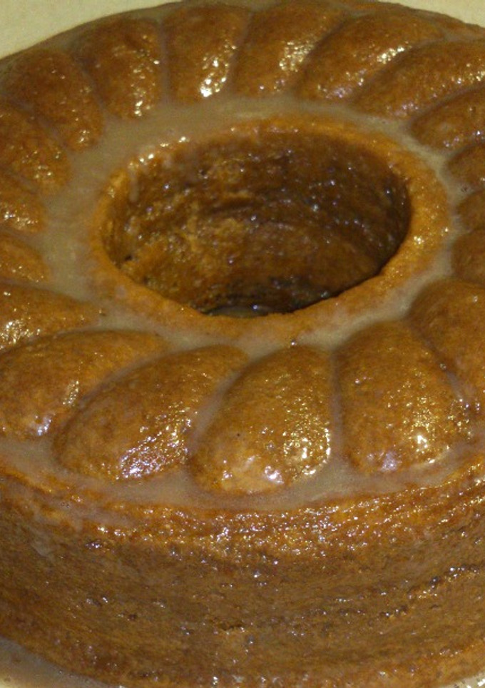 Una foto de Rosco con café y chocolate