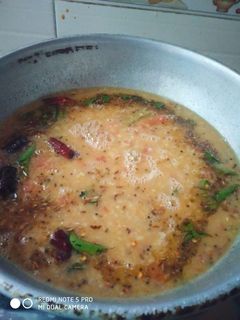டிஃபன் சாம்பார் (Tiffen sambar recipe in tamil) செய்முறை முக்கிய புகைப்படம்