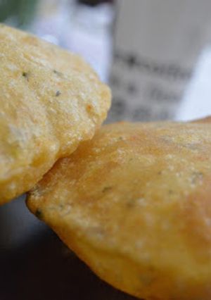 A picture of Aloo puri.