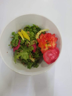 Una foto de Ensalada de flores