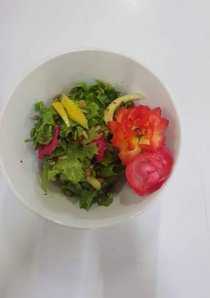 Una foto de Ensalada de flores